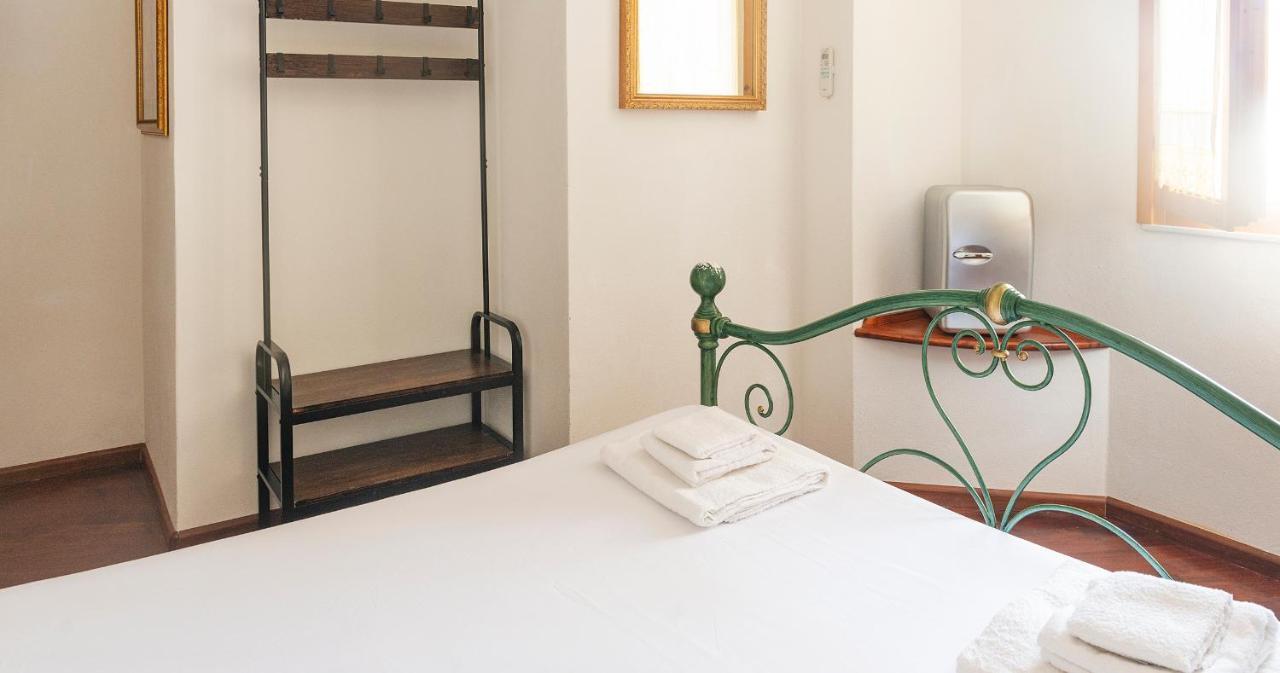 Hotel Welcomely - Bed And Dream Alghero Exterior foto